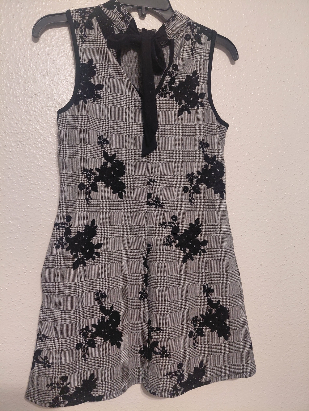 Xtraordinary Black & Gray Plaid Floral Tie-Neck Dress